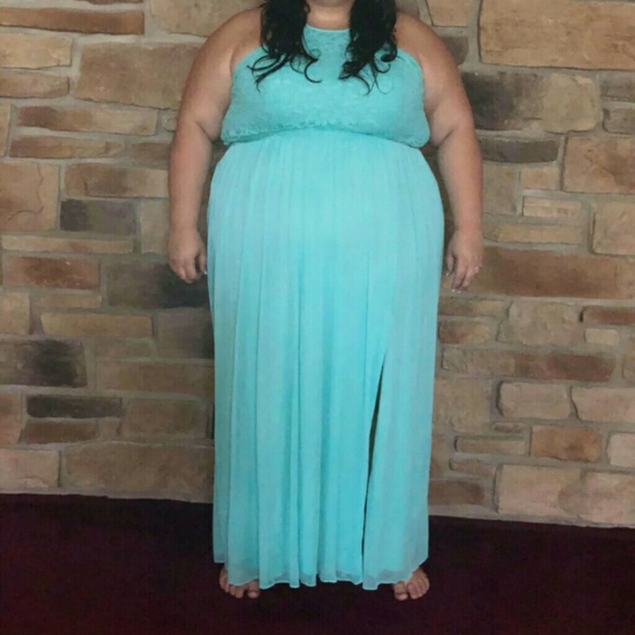 Bridesmaids Dress - Picture 4 of 4